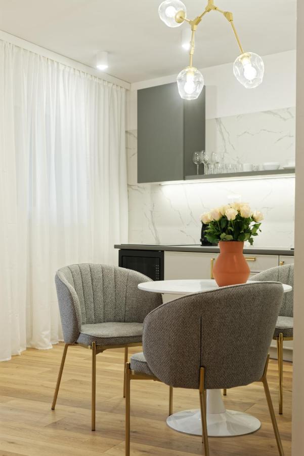 Apartament Prestige /Miejsce Parkingowe Poznan Exterior foto